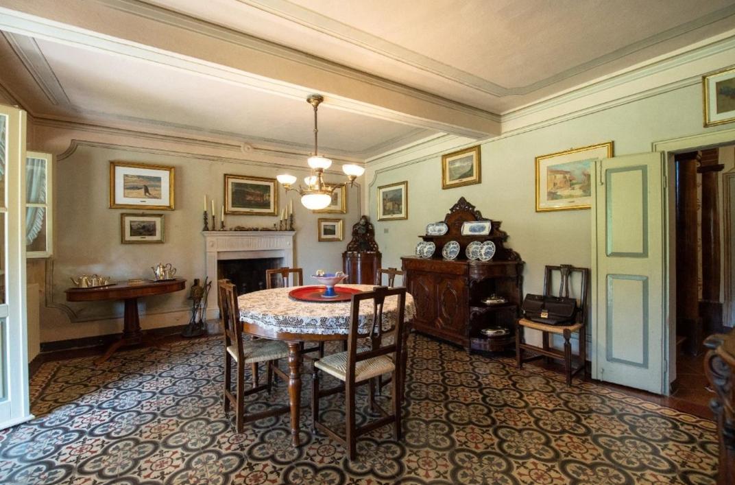 Villa Ottocentesca Immersa Nel Verde Montecavolo Екстериор снимка