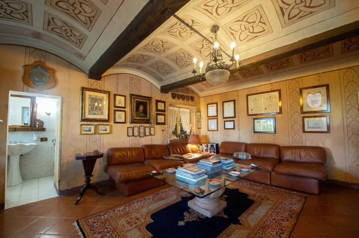 Villa Ottocentesca Immersa Nel Verde Montecavolo Екстериор снимка