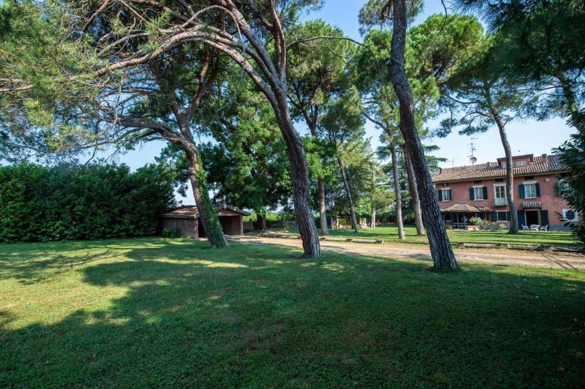 Villa Ottocentesca Immersa Nel Verde Montecavolo Екстериор снимка